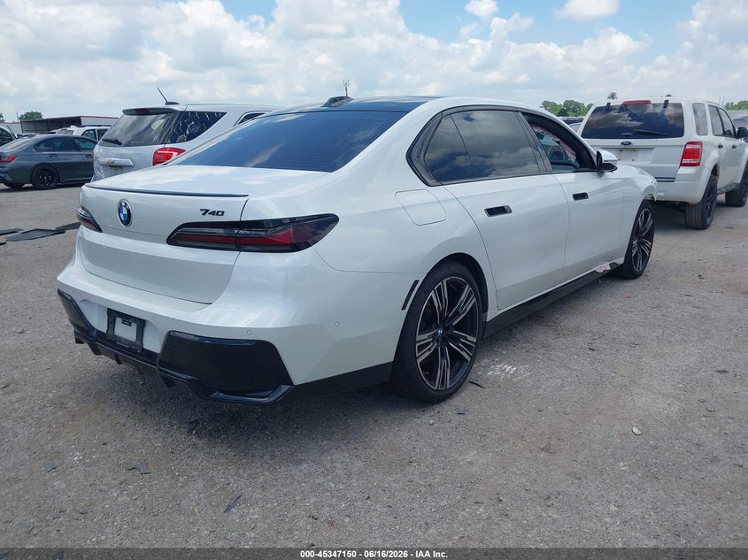 2023 BMW 7 Series VIN WBA23EH00PCN79921 IAAI salvage auction — Front End, Original (Texas), sold $31,750 on 2026-08-05 (photo 4)