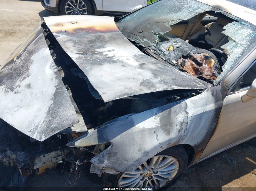 2013 Lexus ES VIN JTHBK1GG2D2021839 IAAI salvage auction — NORMAL WEAR, Salvage Title, sold $975 on 2026-07-29 (photo 6)