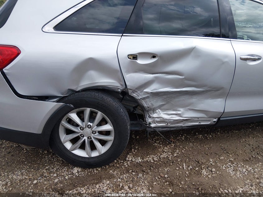 2018 Kia Sorento VIN 5XYPG4A33JG397371 IAAI salvage auction — RIGHT SIDE, Salvage (Illinois), sold $25 on 2026-07-22 (photo 6)