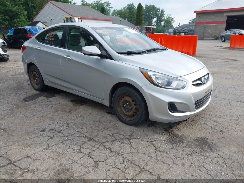 2013 Hyundai Accent VIN KMHCT4AE8DU298152 IAAI salvage auction — NORMAL WEAR, Original (Maine), sold $450 on 2026-07-13 (photo 1)