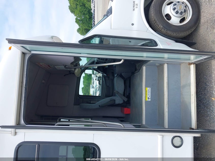2015 Chevrolet Express 2500 VIN 1GB3G2BLXF1161474 IAAI salvage auction — NORMAL WEAR, Sf97 (Maryland), sold $7,600 on 2026-07-21 (photo 5)