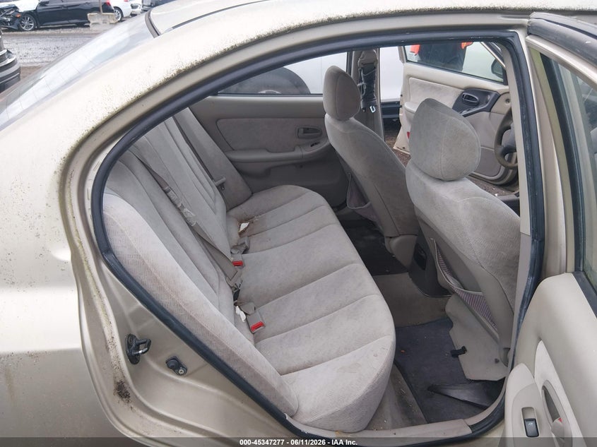 2005 Hyundai Elantra VIN KMHDN46D95U067308 IAAI salvage auction — NORMAL WEAR, Salvage (Ohio), sold $350 on 2026-07-08 (photo 8)