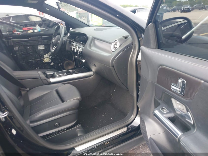 2021 Mercedes-benz Gla-klasse VIN W1N4N4GB4MJ219912 IAAI salvage auction — LEFT SIDE, Salvage Title, sold $7,550 on 2026-07-24 (photo 5)