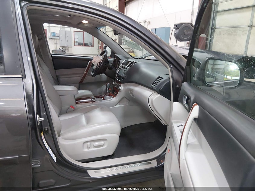 2013 Toyota Highlander VIN 5TDDK3EH9DS274280 IAAI salvage auction — FRONT END, Salvage (Idaho), sold $2,650 on 2026-07-24 (photo 5)