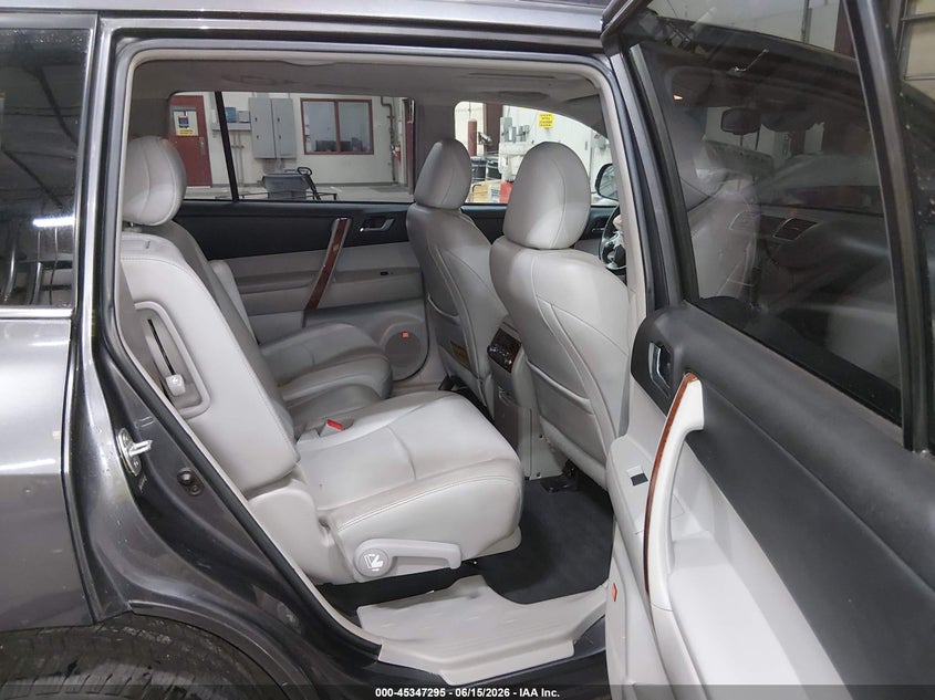 2013 Toyota Highlander VIN 5TDDK3EH9DS274280 IAAI salvage auction — FRONT END, Salvage (Idaho), sold $2,650 on 2026-07-24 (photo 8)