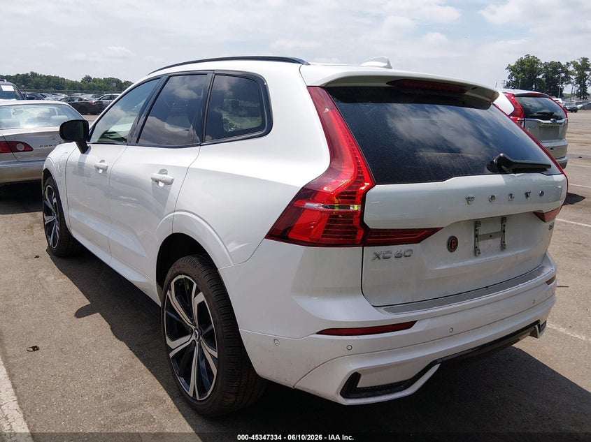 2025 Volvo Xc60 VIN YV4H60RM2S1073694 IAAI salvage auction — FRONT END, Salvage (New Jersey), sold $21,500 on 2026-07-20 (photo 3)