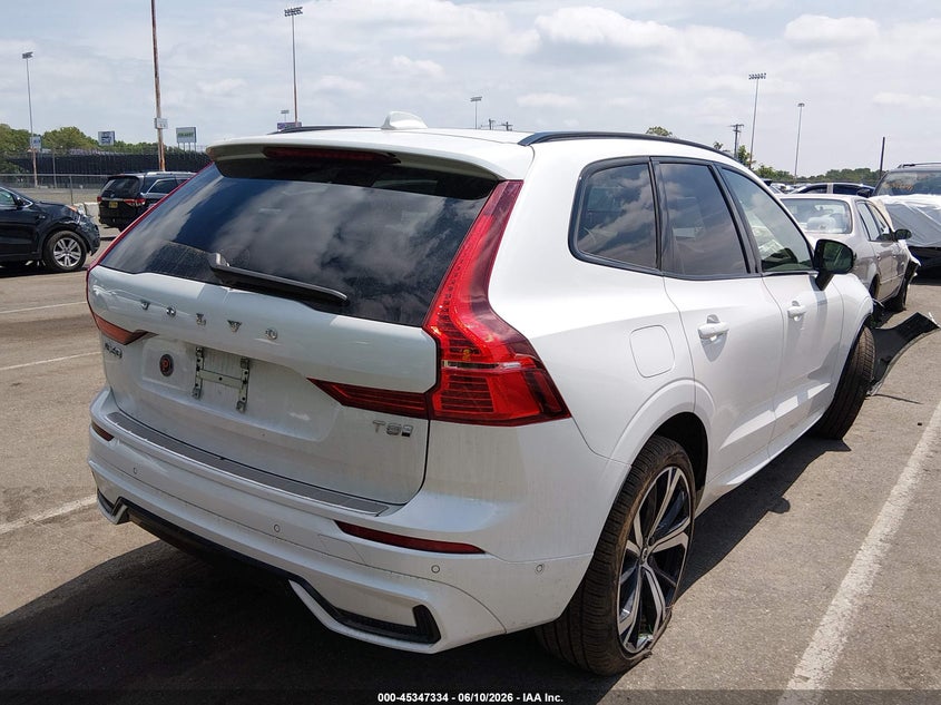 2025 Volvo Xc60 VIN YV4H60RM2S1073694 IAAI salvage auction — FRONT END, Salvage (New Jersey), sold $15,300 on 2026-07-11 (photo 4)
