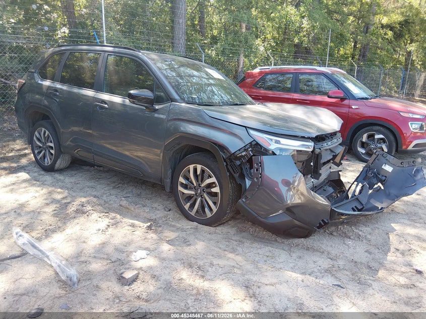 2025 Subaru Forester VIN JF2SLSTD8SH421125 — IAAI salvage auction photo