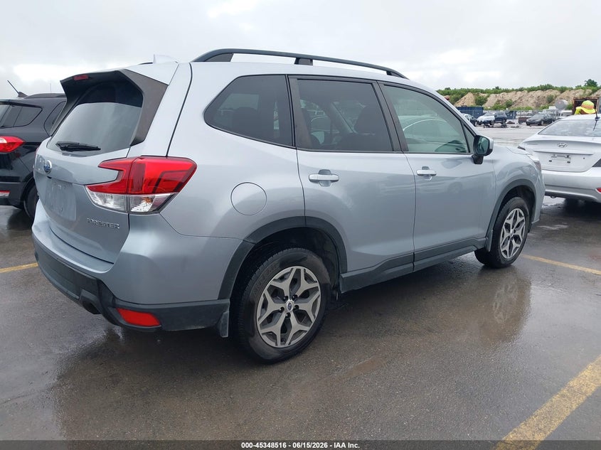 2021 Subaru Forester VIN JF2SKAFC6MH439710 IAAI salvage auction — HAIL, Original (Texas), sold $10,600 on 2026-07-23 (photo 4)
