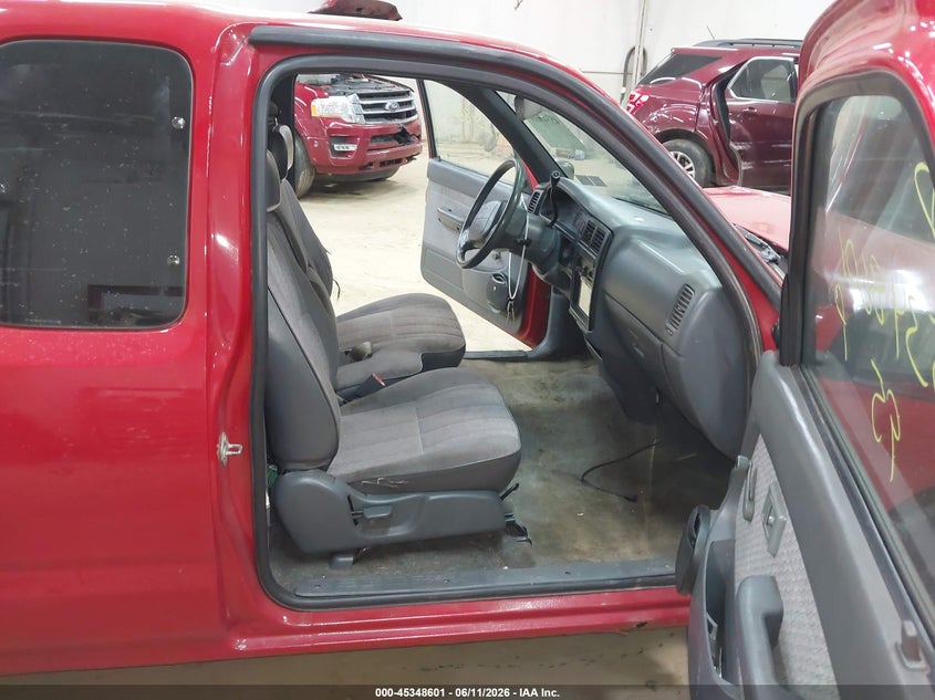 1995 Toyota Tacoma VIN 4TAUN53B0SZ031899 IAAI salvage auction — LEFT FRONT, Salvage (Pennsylvania), sold $1,975 on 2026-07-09 (photo 5)