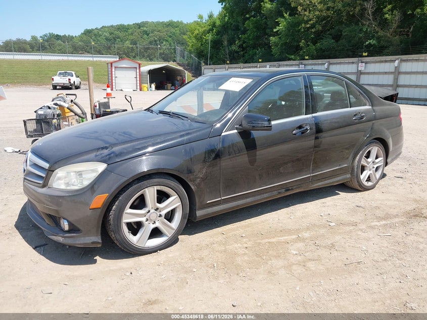 2010 Mercedes-benz C class VIN WDDGF8BB4AR088631 IAAI salvage auction — RIGHT SIDE, Clear (Tennessee), sold $675 on 2026-07-08 (photo 2)