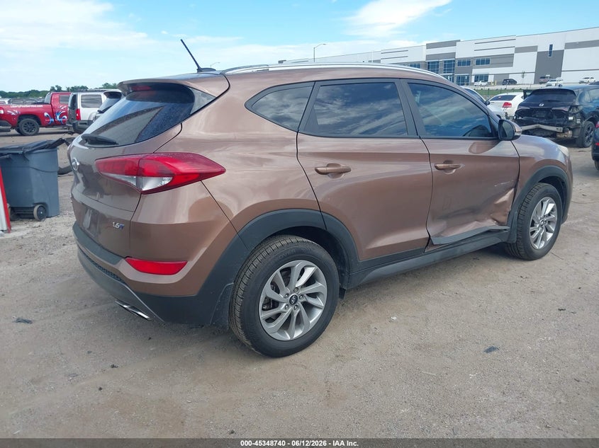 2016 Hyundai Tucson VIN KM8J33A26GU199499 IAAI salvage auction — RIGHT SIDE, Original (Texas), sold $1,650 on 2026-07-28 (photo 4)