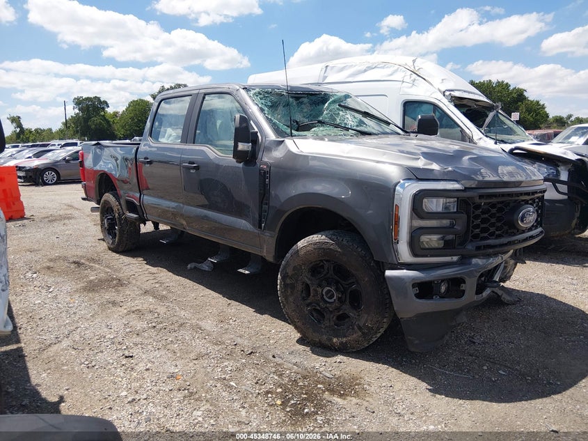 2025 Ford VIN 1FT8W2BA8SEC73017 — IAAI salvage auction photo