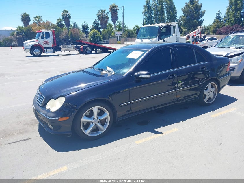 2005 Mercedes-benz C class VIN WDBRF40J25A750070 IAAI salvage auction — NORMAL WEAR, Clear - Dealer Only (California), sold $325 on 2026-07-06 (photo 2)
