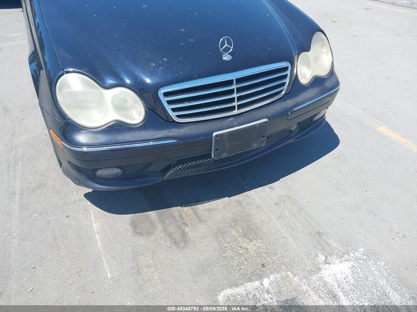 2005 Mercedes-benz C class VIN WDBRF40J25A750070 IAAI salvage auction — NORMAL WEAR, Clear - Dealer Only (California), sold $325 on 2026-07-06 (photo 6)