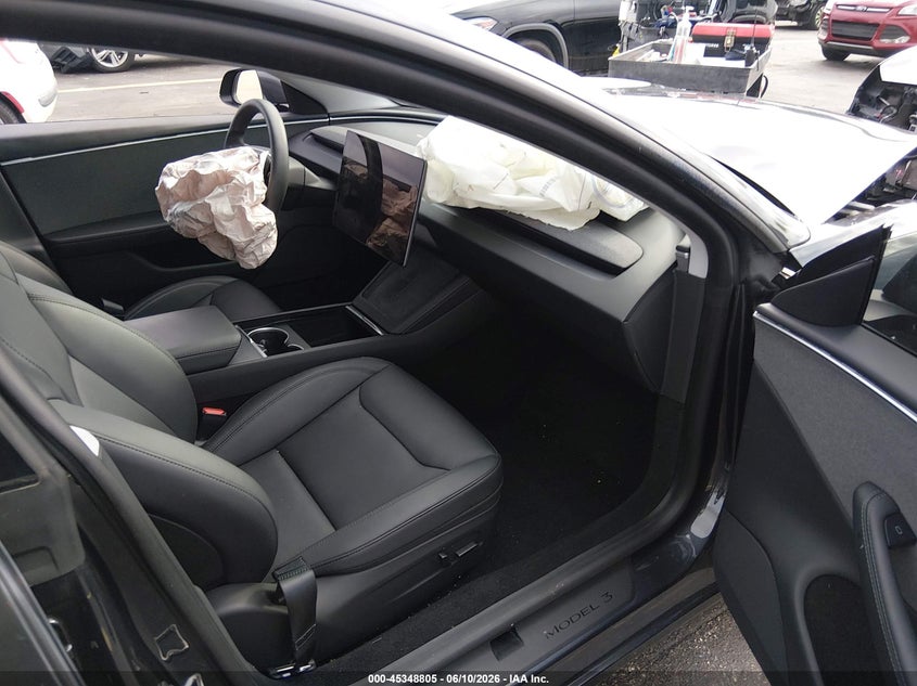 2024 Tesla Model 3 VIN 5YJ3E1EA8RF739640 IAAI salvage auction — LEFT FRONT, Salvage Title, sold $10,300 on 2026-08-02 (photo 5)