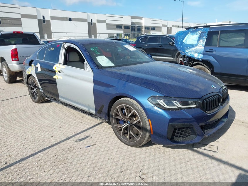 2022 BMW 5er VIN WBA53BJ00NWX50460 IAAI salvage auction — REAR END, Original (Texas), sold $20,700 on 2026-08-09 (photo 1)