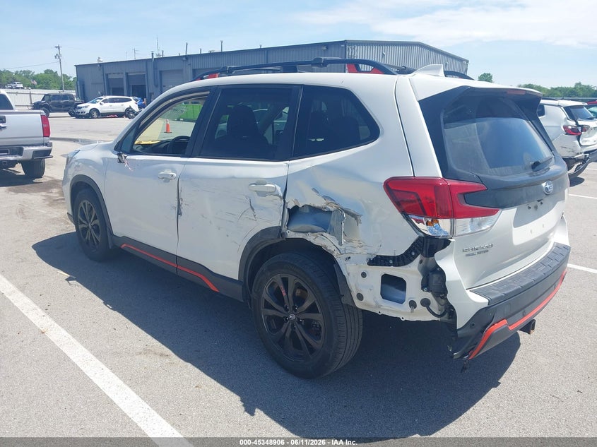 2019 Subaru Forester VIN JF2SKAPC7KH564629 IAAI salvage auction — SIDE, Clear (Indiana), sold $5,000 on 2026-07-17 (photo 3)