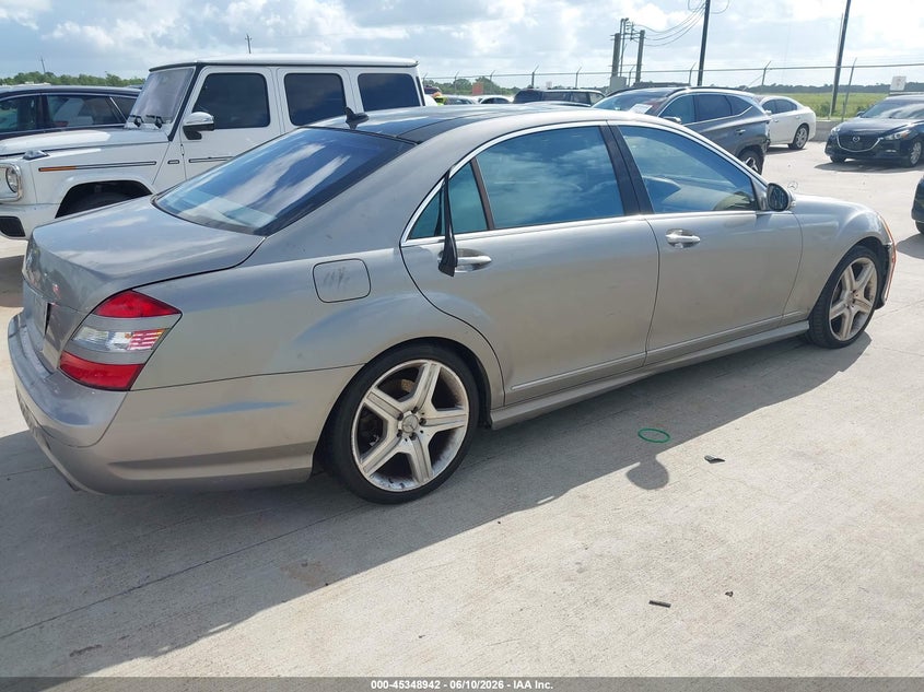 2008 Mercedes-benz S class VIN WDDNG71XX8A211708 IAAI salvage auction — NORMAL WEAR, Clear (Montana), sold $725 on 2026-07-20 (photo 4)