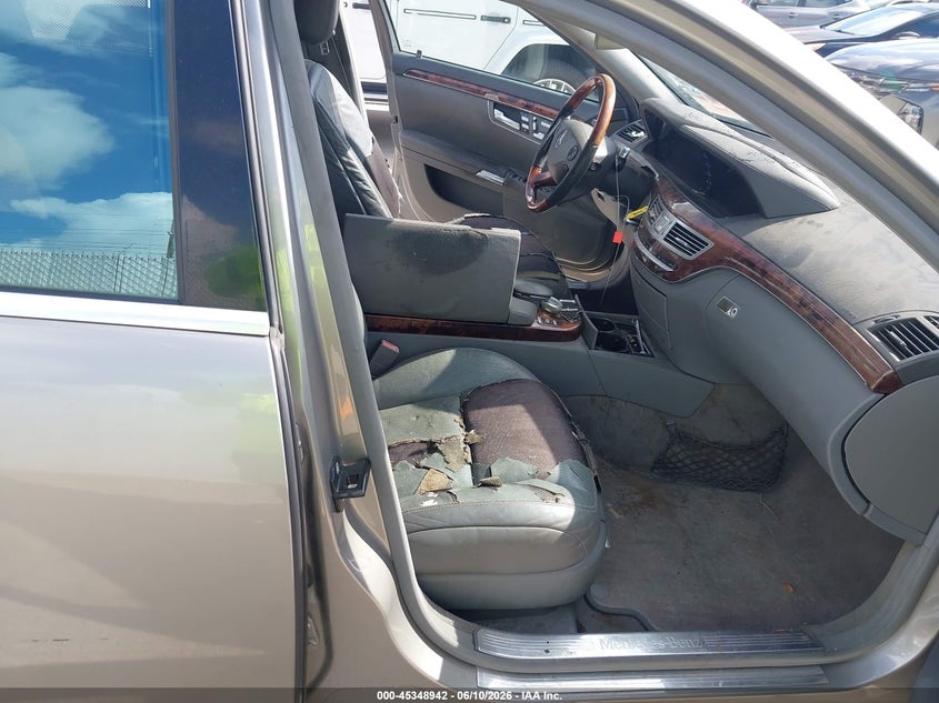 2008 Mercedes-benz S class VIN WDDNG71XX8A211708 IAAI salvage auction — NORMAL WEAR, Clear (Montana), sold $725 on 2026-07-20 (photo 5)