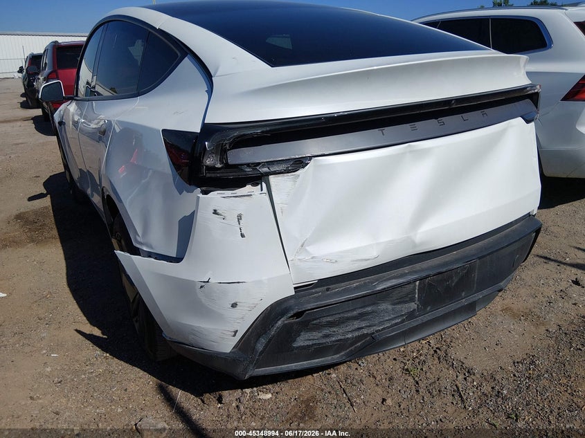 2026 Tesla Model y VIN 7SAYGDED7TF382215 IAAI salvage auction — REAR END, Salvage (Oklahoma), sold $21,100 on 2026-07-08 (photo 6)