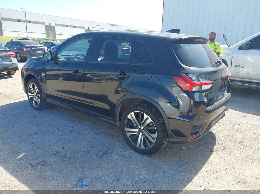 2020 Mitsubishi Outlander VIN JA4AR3AU0LU004621 IAAI salvage auction — REAR END, Salvage Title, sold $2,500 on 2026-08-02 (photo 3)