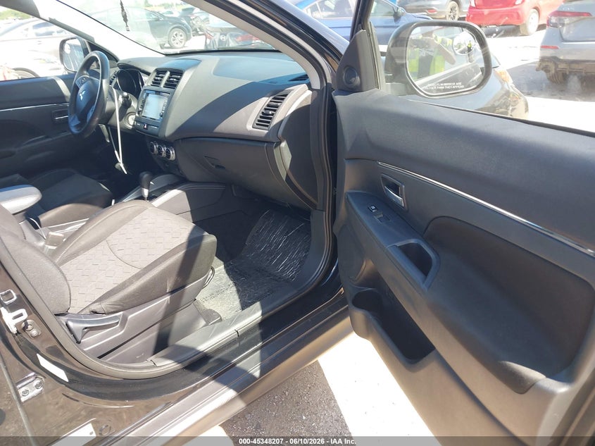 2020 Mitsubishi Outlander VIN JA4AR3AU0LU004621 IAAI salvage auction — REAR END, Salvage Title, sold $2,500 on 2026-08-02 (photo 5)