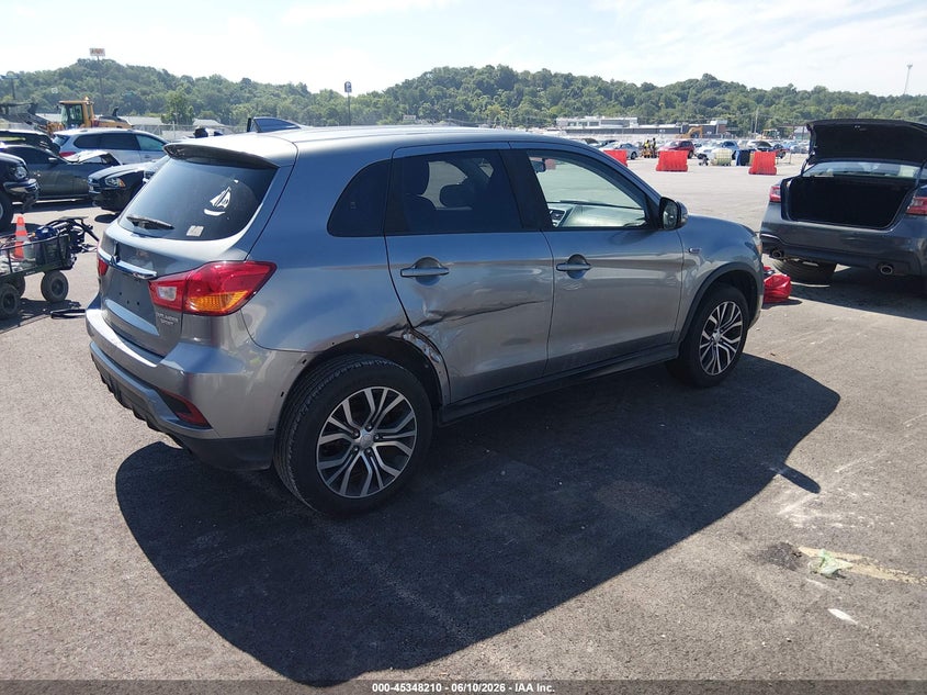 2018 Mitsubishi Outlander VIN JA4AP3AU6JZ032946 IAAI salvage auction — HAIL, Clear (Missouri), sold $1,600 on 2026-07-21 (photo 4)