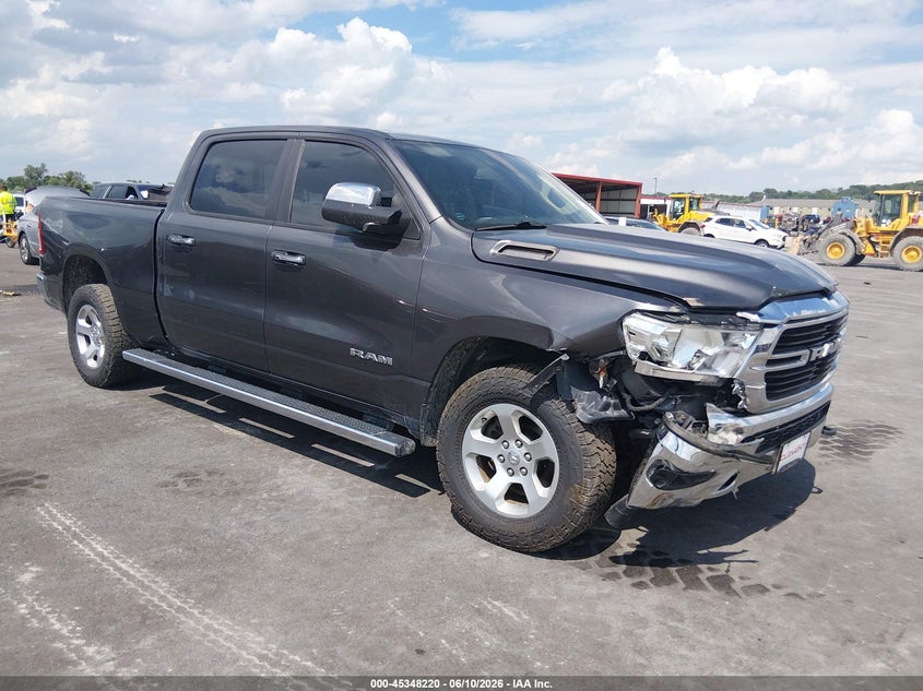2019 Ram 1500 VIN 1C6SRFMTXKN614623 IAAI salvage auction — RIGHT FRONT, Salvage Title, sold $7,200 on 2026-09-08 (photo 1)
