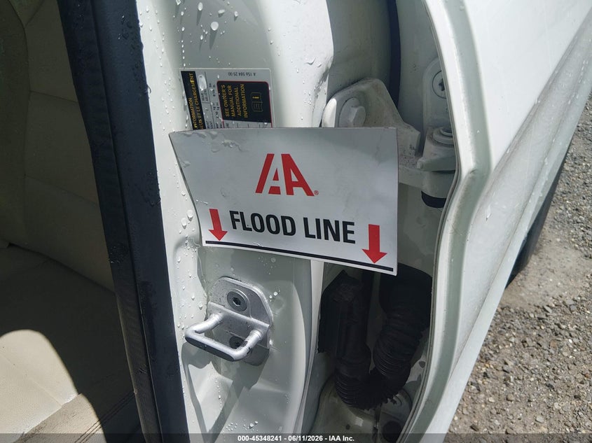 2018 Mercedes-benz Gla-klasse VIN WDCTG4EB4JJ452212 IAAI salvage auction — WATER/FLOOD, Salvage (Louisiana), sold $2,750 on 2026-08-12 (photo 6)