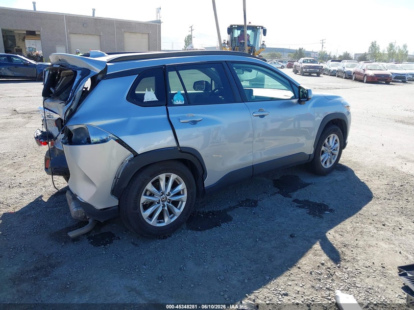 2022 Toyota Corolla cross VIN 7MUCAABG0NV004991 IAAI salvage auction — REAR END, Salvage (California), sold $2,150 on 2026-07-29 (photo 4)