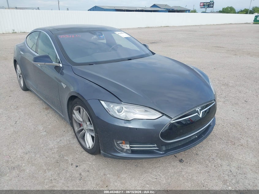2016 Tesla Model s VIN 5YJSA1E46GF131226 IAAI salvage auction — THEFT, Original (Texas), sold $5,200 on 2026-07-15 (photo 1)