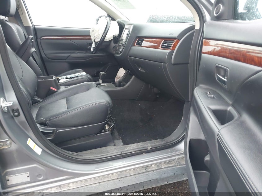 2014 Mitsubishi Outlander VIN JA4AZ3A39EZ005330 IAAI salvage auction — FRONT END, Prior Salvage (Minnesota), sold $300 on 2026-07-29 (photo 5)
