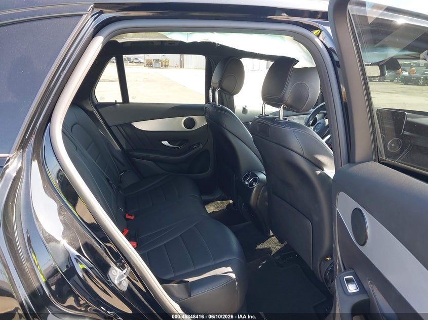 2019 Mercedes-benz Glc VIN WDC0G4JB6KV149547 IAAI salvage auction — RIGHT SIDE, Salvage (California), sold $5,500 on 2026-07-08 (photo 8)