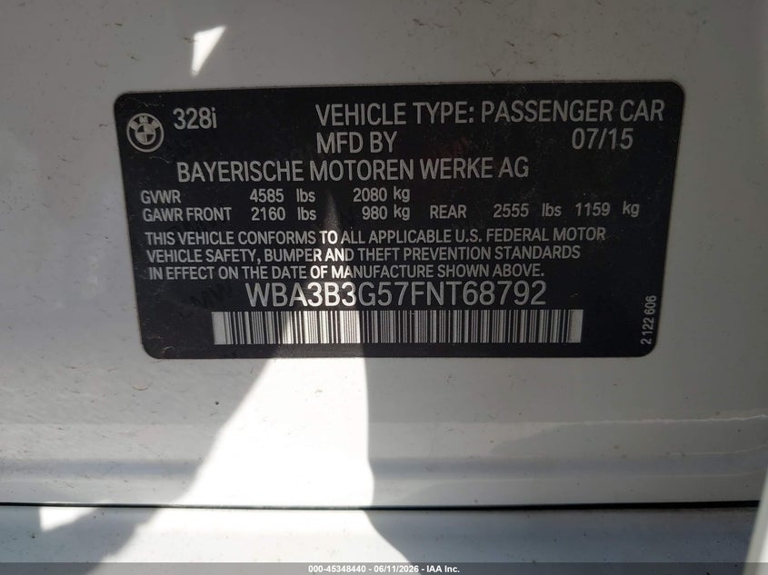 2015 BMW 3er VIN WBA3B3G57FNT68792 IAAI salvage auction — RIGHT FRONT, Salvage Title, sold $1,300 on 2026-08-13 (photo 9)