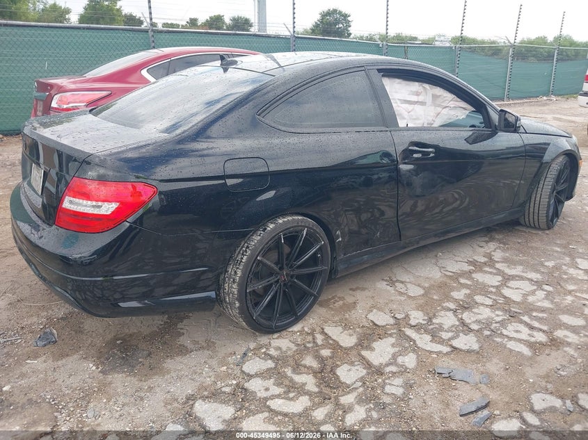2014 Mercedes-benz C-klasse VIN WDDGJ4HB5EG280074 IAAI salvage auction — RIGHT SIDE, Original (Texas), sold $1,125 on 2026-07-27 (photo 4)