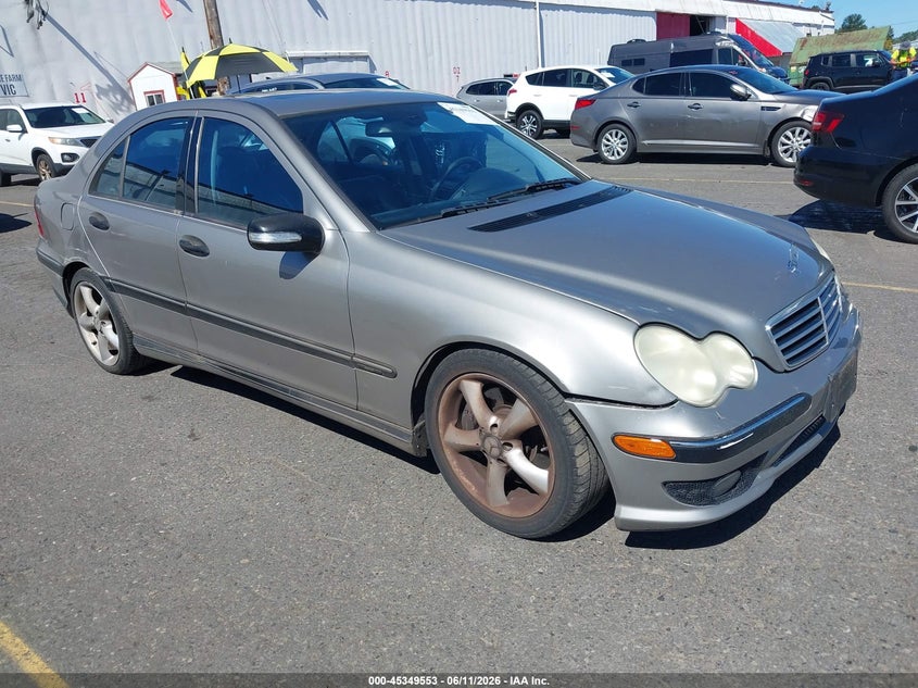 2005 Mercedes-benz C class VIN WDBRF40J55F551310 IAAI salvage auction — LEFT FRONT, Salvage (Oregon), sold $100 on 2026-07-30 (photo 1)