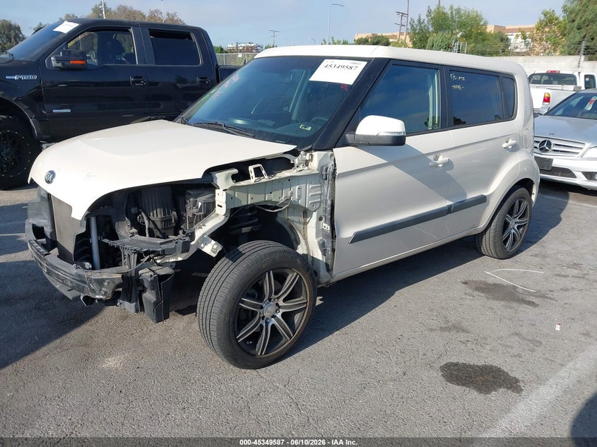 2013 Kia Soul VIN KNDJT2A62D7775830 IAAI salvage auction — FRONT END, Salvage (California), sold $925 on 2026-07-11 (photo 2)