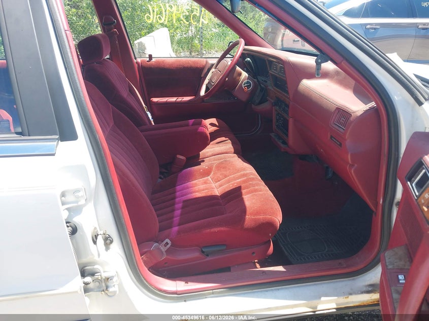 1994 Chrysler Lebaron VIN 1C3AA3637RF220805 IAAI salvage auction — NORMAL WEAR, Clear-Endorsement (Wisconsin), sold $275 on 2026-07-07 (photo 5)
