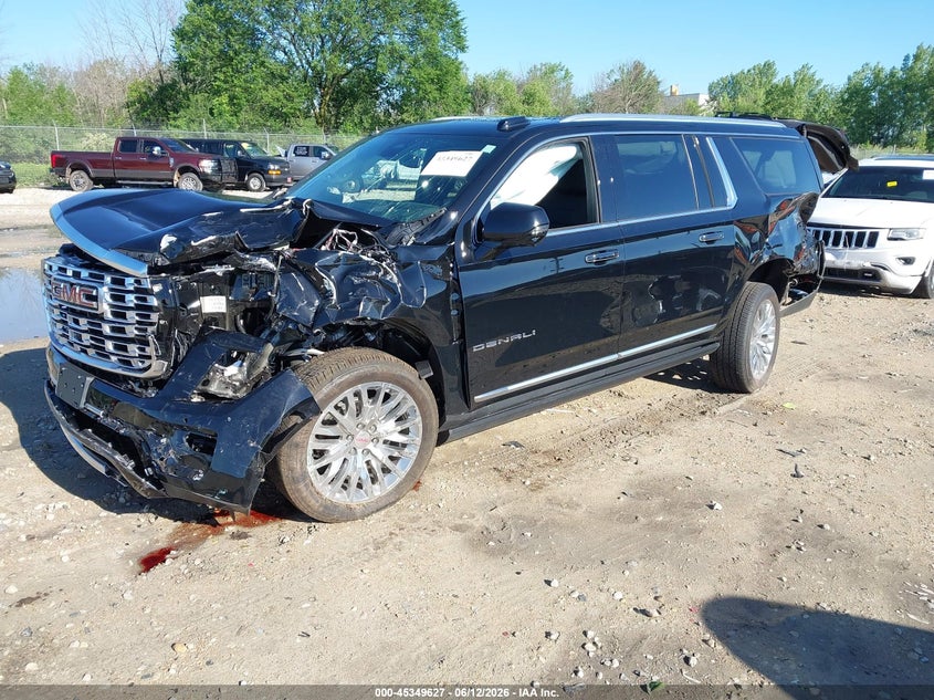 2025 Gmc Yukon VIN 1GKS2JRL9SR256002 IAAI salvage auction — FRONT & REAR, Salvage (Wisconsin), sold $19,800 on 2026-07-30 (photo 2)