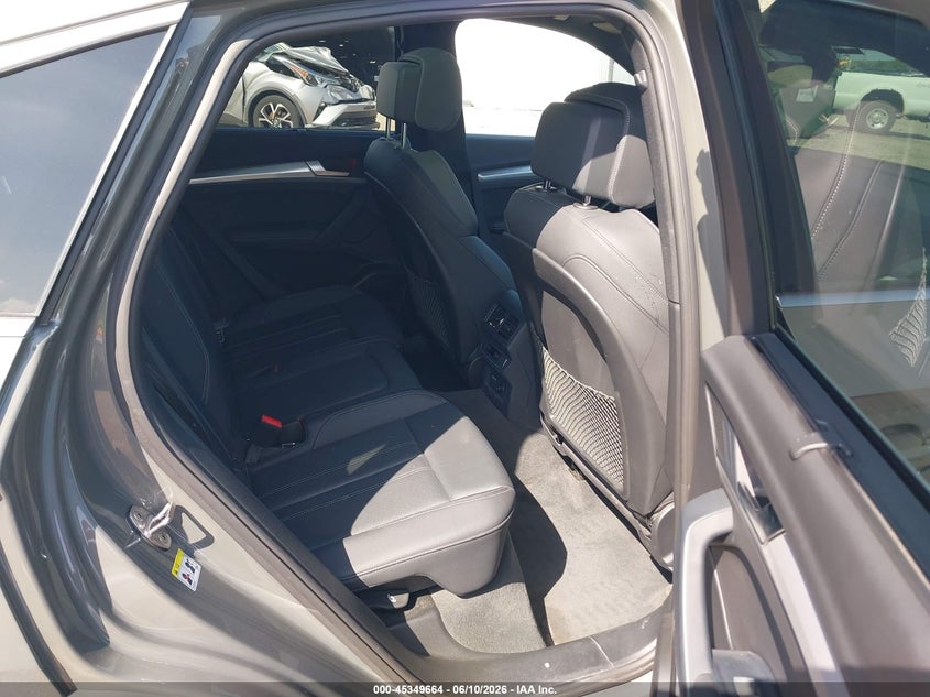 2024 Audi Q5 Sportback VIN WA15AAFY7R2110979 IAAI salvage auction — Unknown, Salvage (Illinois), sold $20,700 on 2026-09-06 (photo 8)