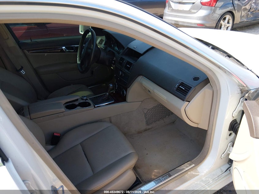 2011 Mercedes-benz C class VIN WDDGF5EB8BA435162 IAAI salvage auction — RIGHT FRONT, Salvage (North Carolina), sold $675 on 2026-07-27 (photo 5)