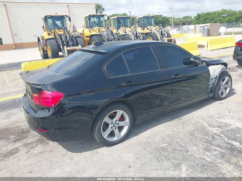 2014 BMW 3er VIN WBA3B1G53ENS80079 IAAI salvage auction — FRONT END, Clear (Florida), sold $375 on 2026-07-16 (photo 4)