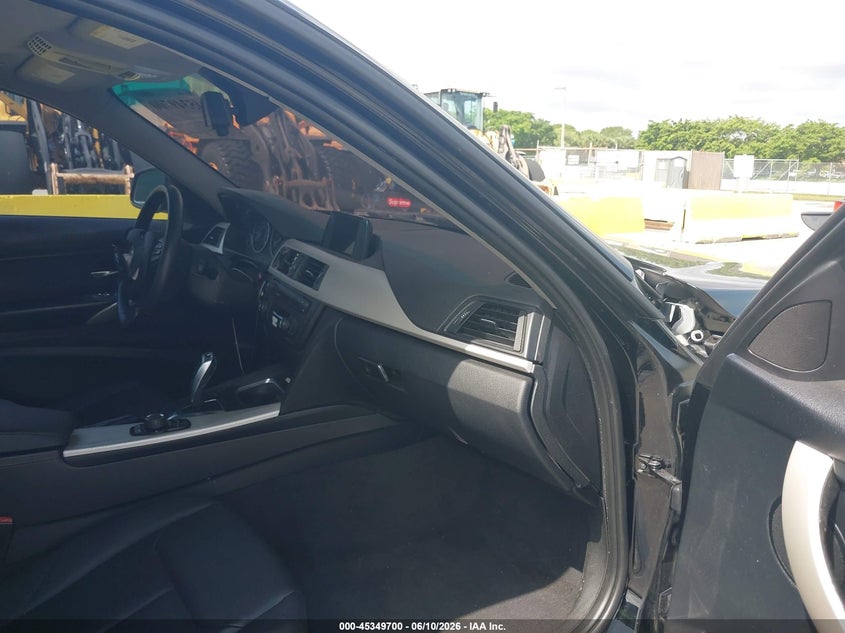 2014 BMW 3er VIN WBA3B1G53ENS80079 IAAI salvage auction — FRONT END, Clear (Florida), sold $375 on 2026-07-16 (photo 5)