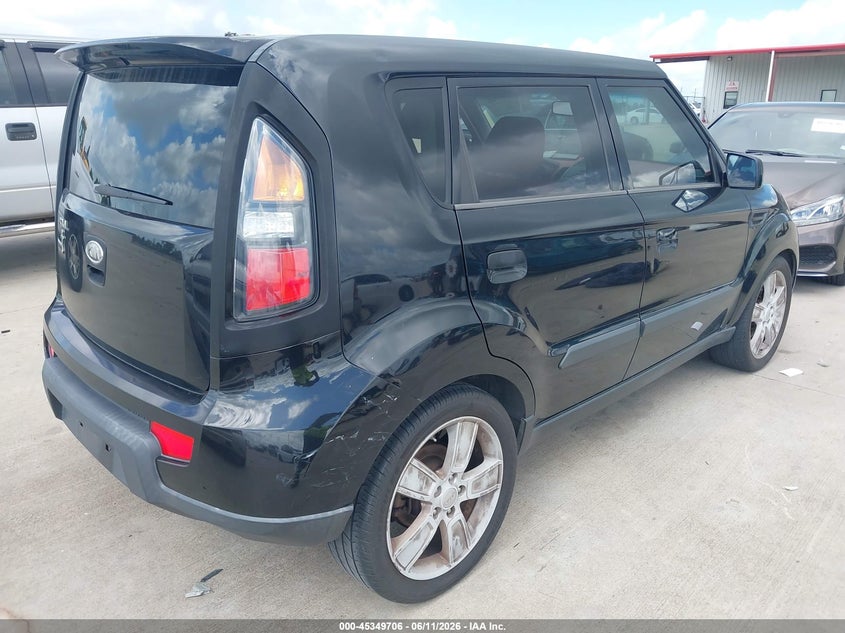 2010 Kia Soul VIN KNDJT2A29A7079099 IAAI salvage auction — LEFT FRONT, Salvage (Texas), sold $350 on 2026-07-10 (photo 4)