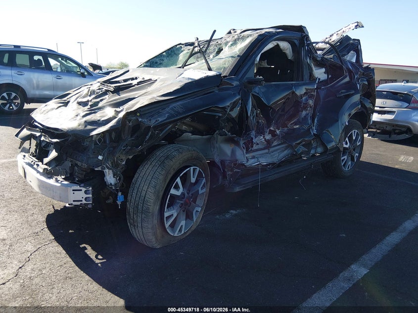 2025 Toyota 4runner VIN JTEVA5BR0S5065864 IAAI salvage auction — ROLLOVER, Salvage Title, sold $5,625 on 2026-07-31 (photo 2)