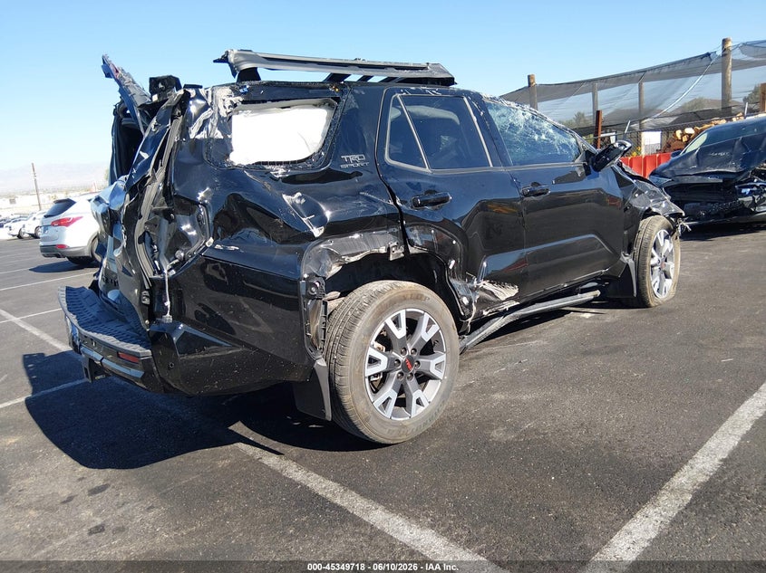 2025 Toyota 4runner VIN JTEVA5BR0S5065864 IAAI salvage auction — ROLLOVER, Salvage Title, sold $5,625 on 2026-07-31 (photo 4)