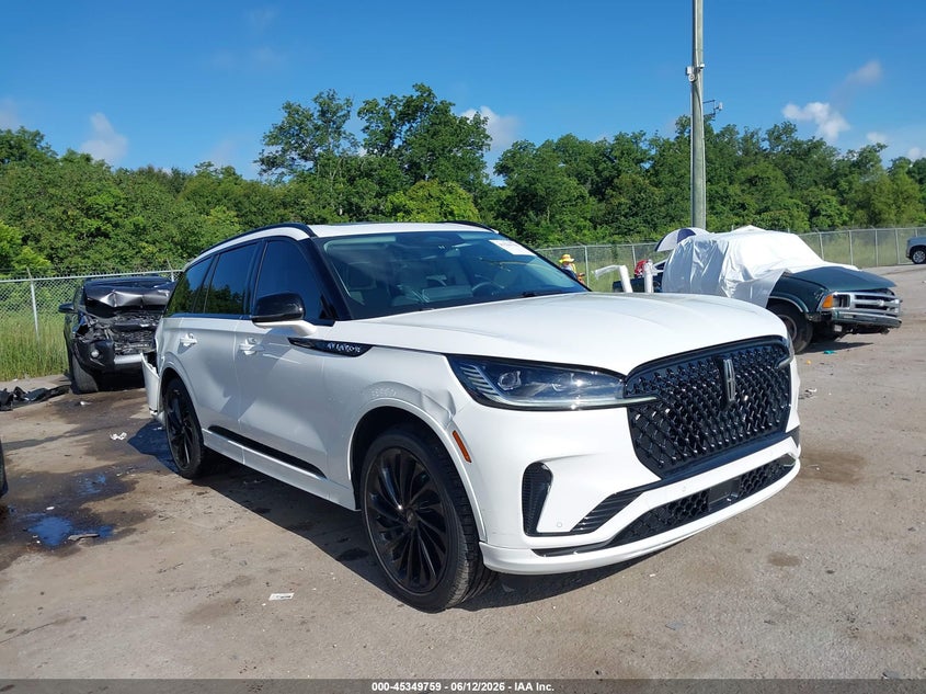 2026 Lincoln Aviator VIN 5LM5J7XC2TGL12434 — IAAI salvage auction photo