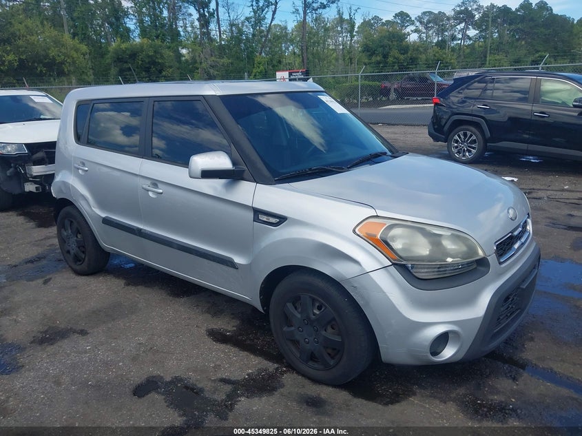 2013 Kia Soul VIN KNDJT2A57D7757668 IAAI salvage auction — REAR END, Rebuildable (Florida), sold $25 on 2026-07-07 (photo 1)