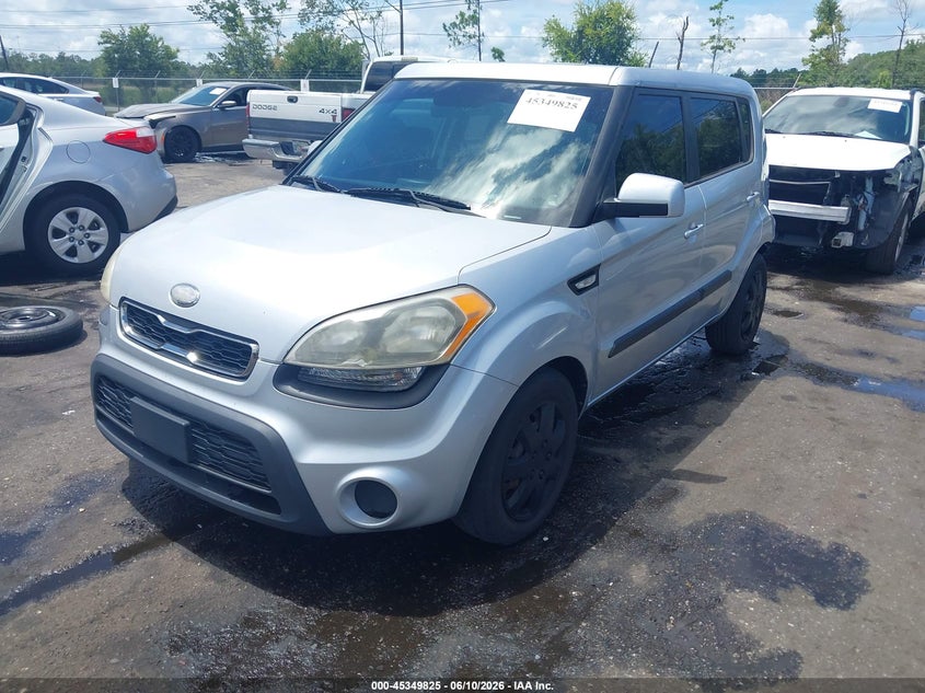 2013 Kia Soul VIN KNDJT2A57D7757668 IAAI salvage auction — REAR END, Rebuildable (Florida), sold $25 on 2026-07-07 (photo 2)